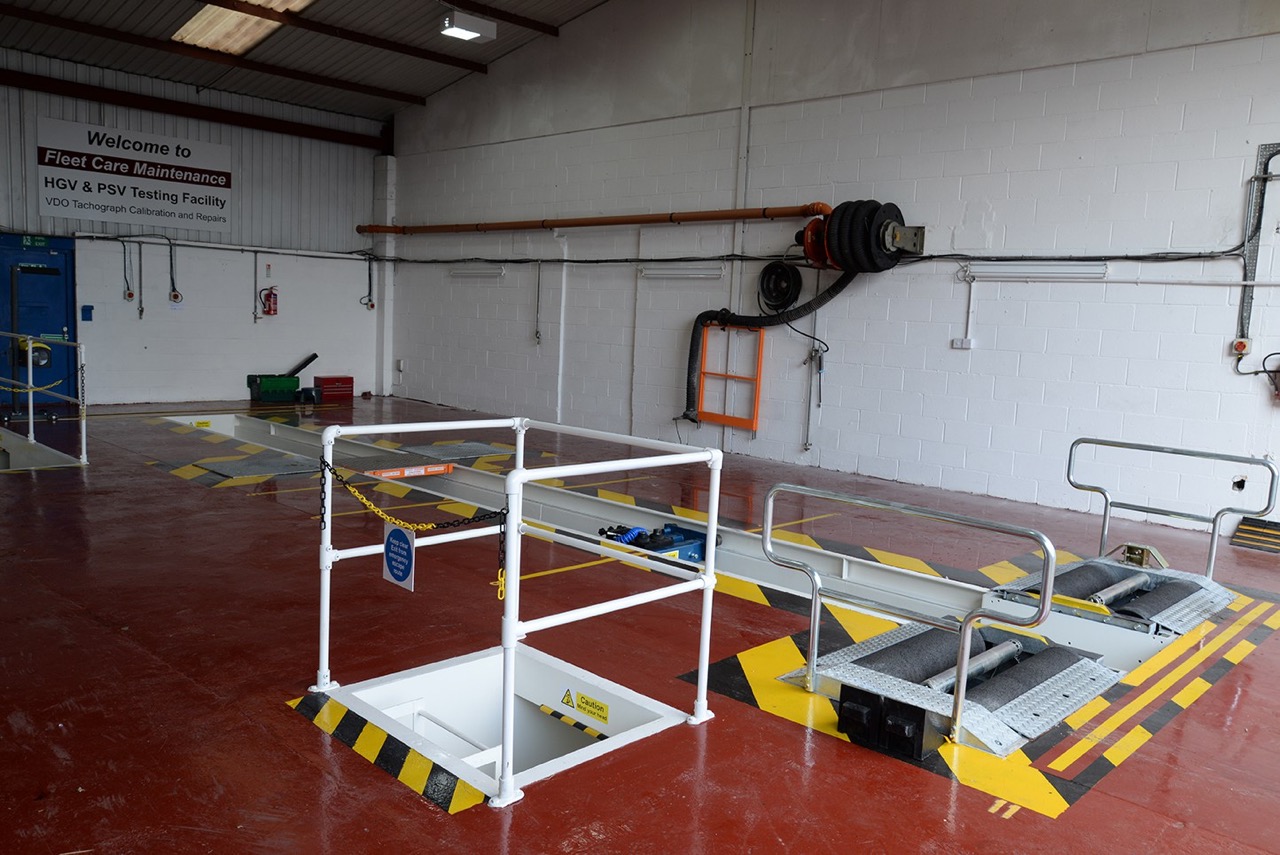 garages stockport